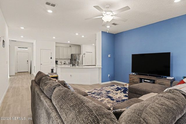 2735 WHITE CEDAR Lane, Green Cove Springs, FL 32043