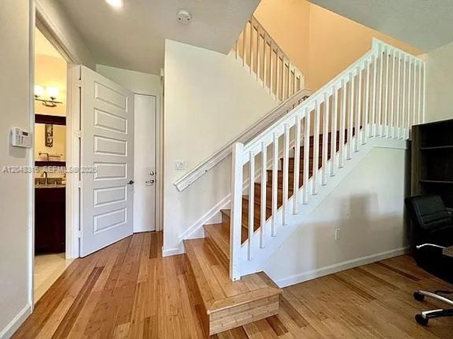 965 NE 193rd Terrace, Miami, FL 33179