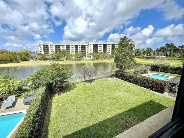 965 NE 193rd Terrace, Miami, FL 33179