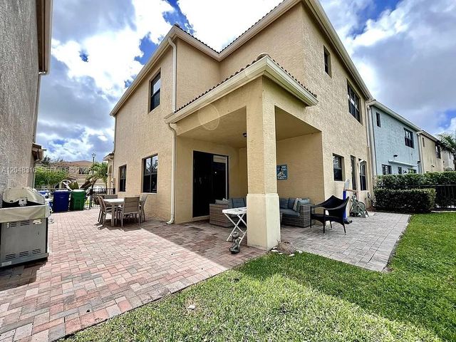 965 NE 193rd Terrace, Miami, FL 33179