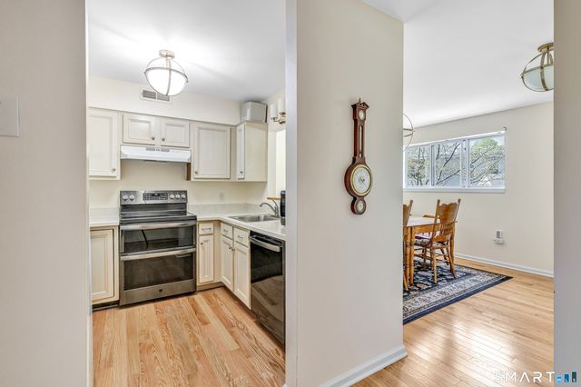 267 Melba Street B8, Milford, CT 06460