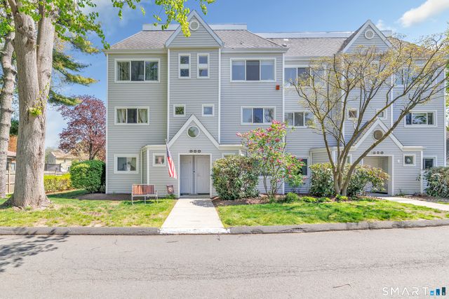 267 Melba Street B8, Milford, CT 06460