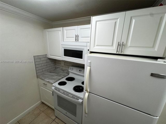 8650 SW 109th Avenue 3-103, Miami, FL 33173