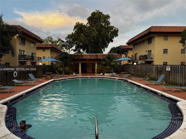 8650 SW 109th Avenue 3-103, Miami, FL 33173